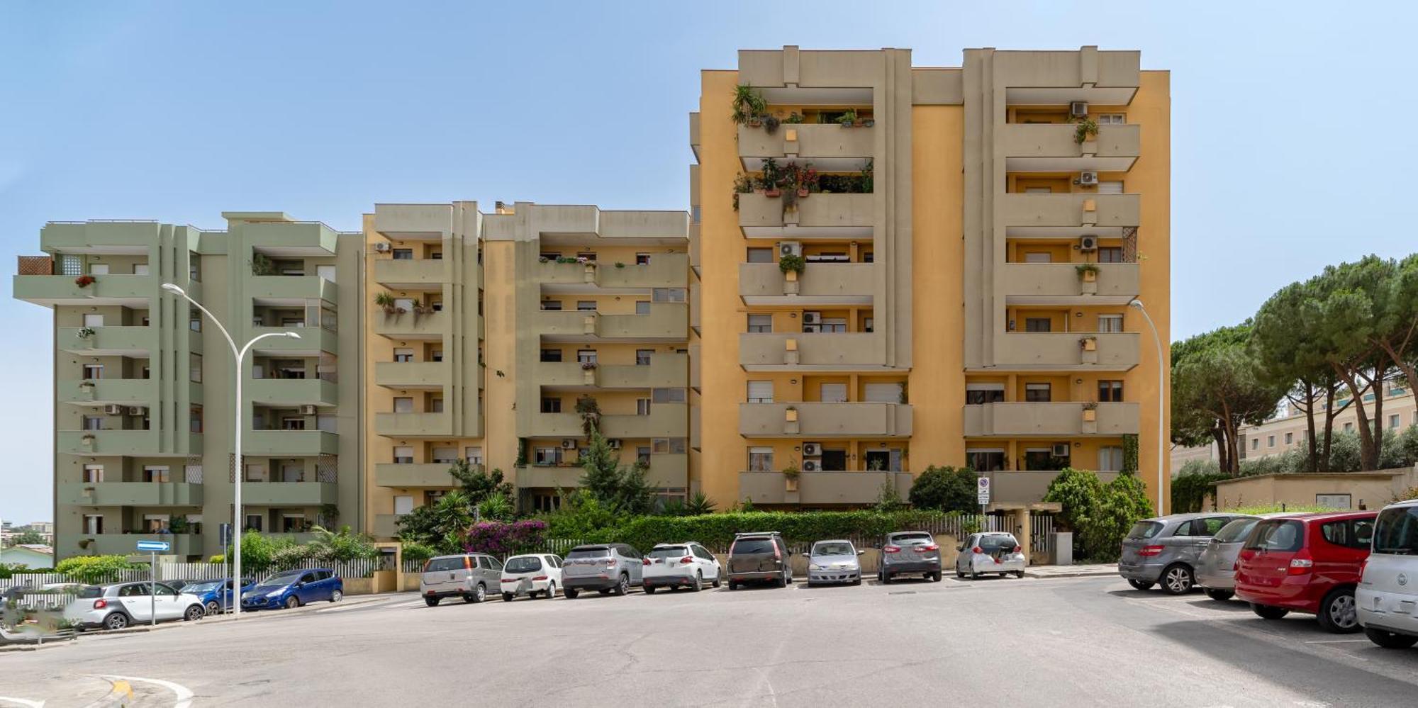 Kalbia Apartment Or Rooms Renovated, Functional, Intimate And More Cagliari Ngoại thất bức ảnh