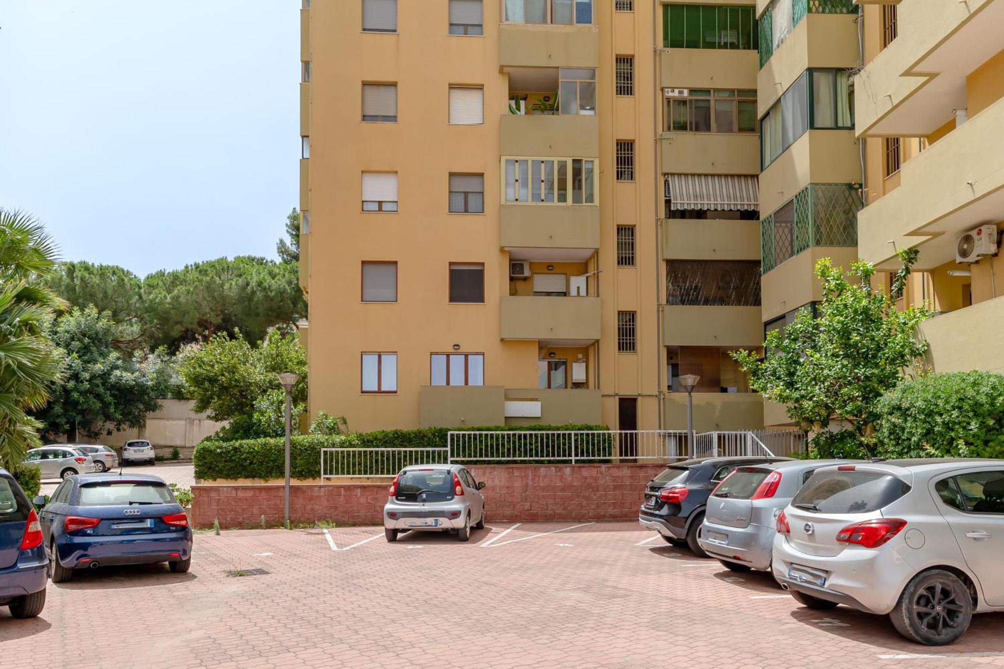 Kalbia Apartment Or Rooms Renovated, Functional, Intimate And More Cagliari Ngoại thất bức ảnh