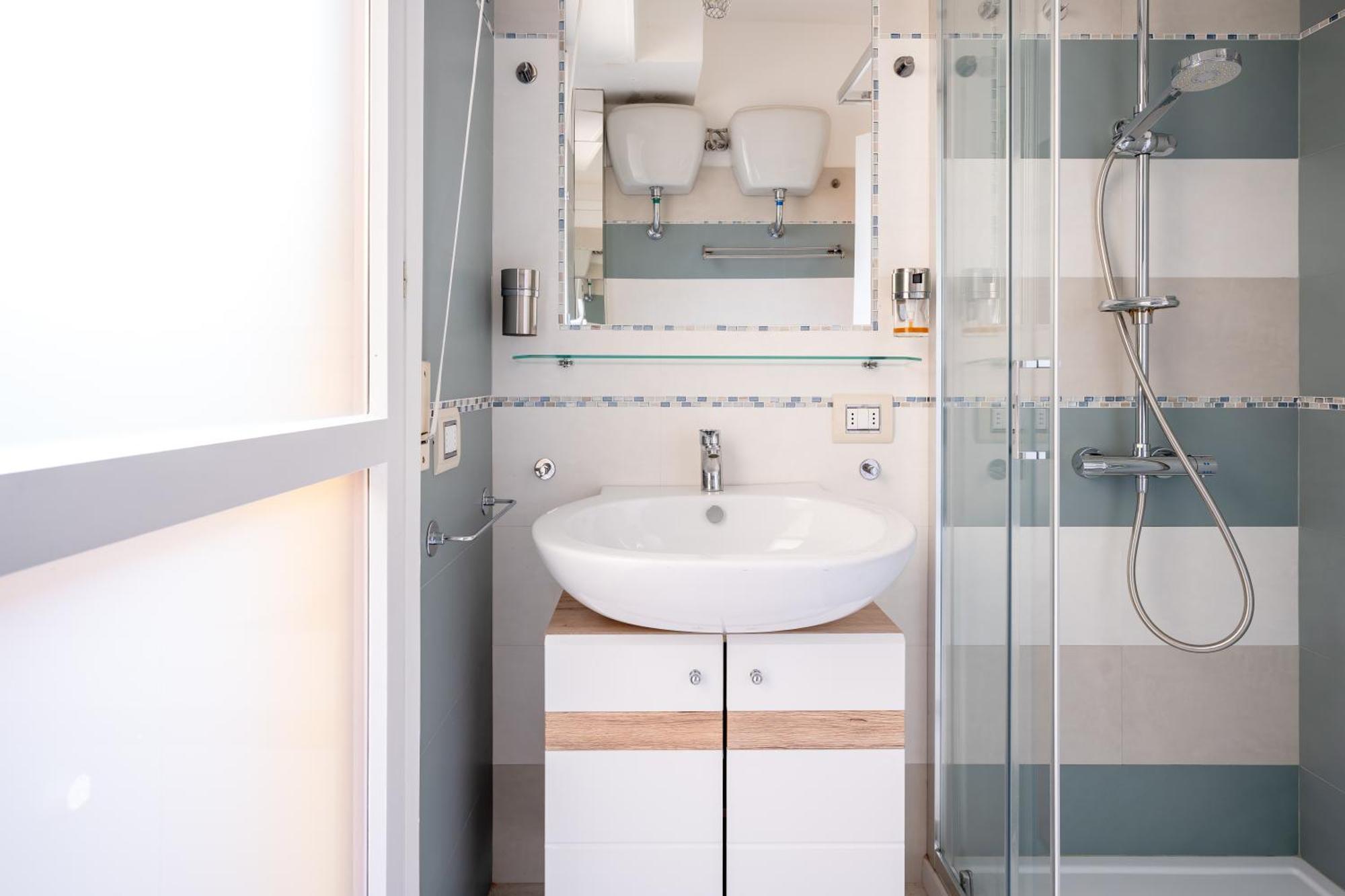 Kalbia Apartment Or Rooms Renovated, Functional, Intimate And More Cagliari Ngoại thất bức ảnh