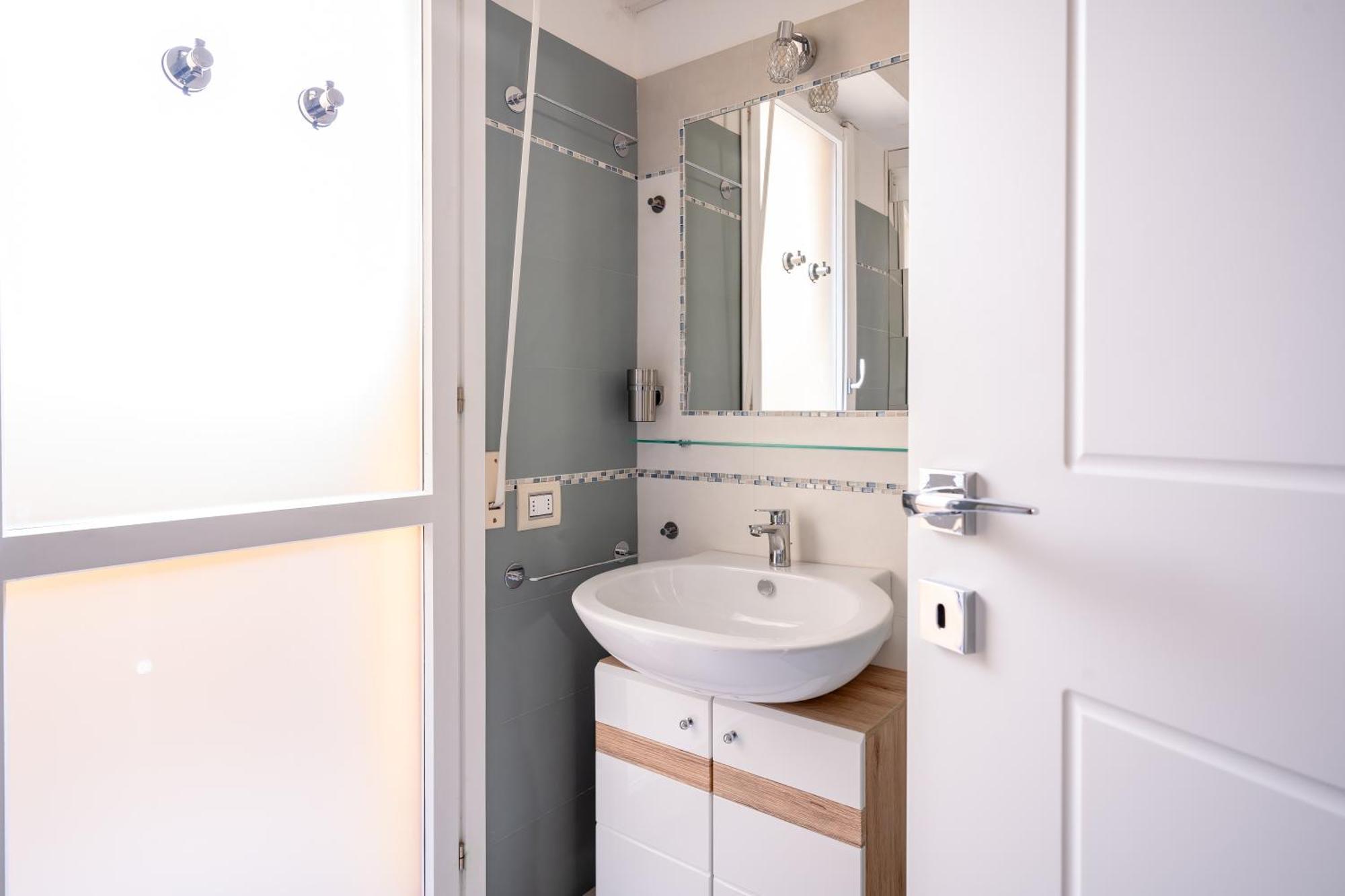 Kalbia Apartment Or Rooms Renovated, Functional, Intimate And More Cagliari Ngoại thất bức ảnh