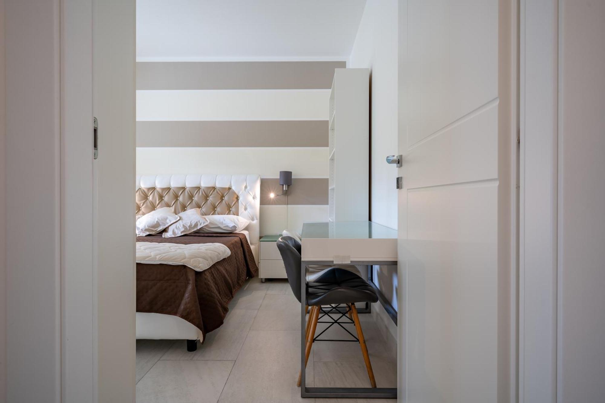 Kalbia Apartment Or Rooms Renovated, Functional, Intimate And More Cagliari Ngoại thất bức ảnh